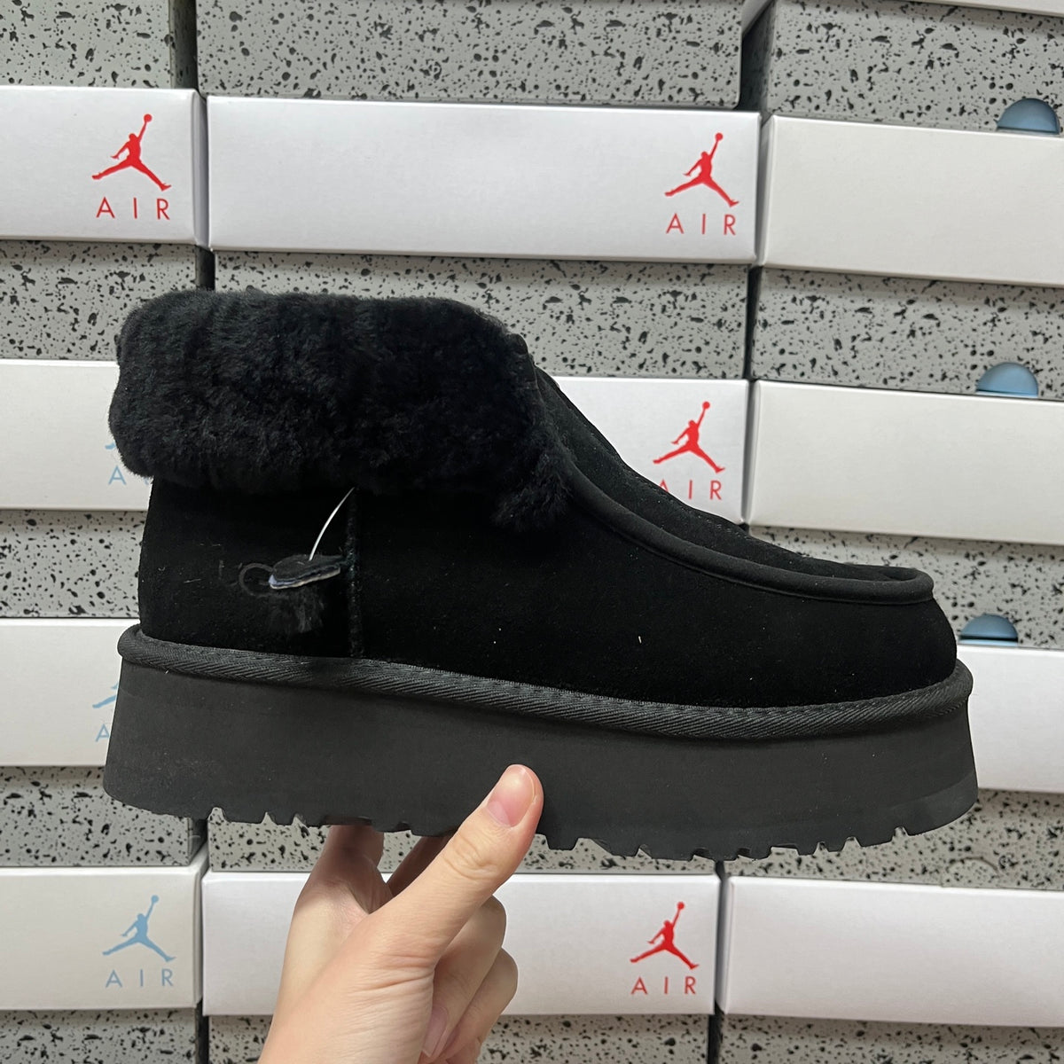 UGG Funkette Boot – Black (Style #2551) | Sizes 35–40