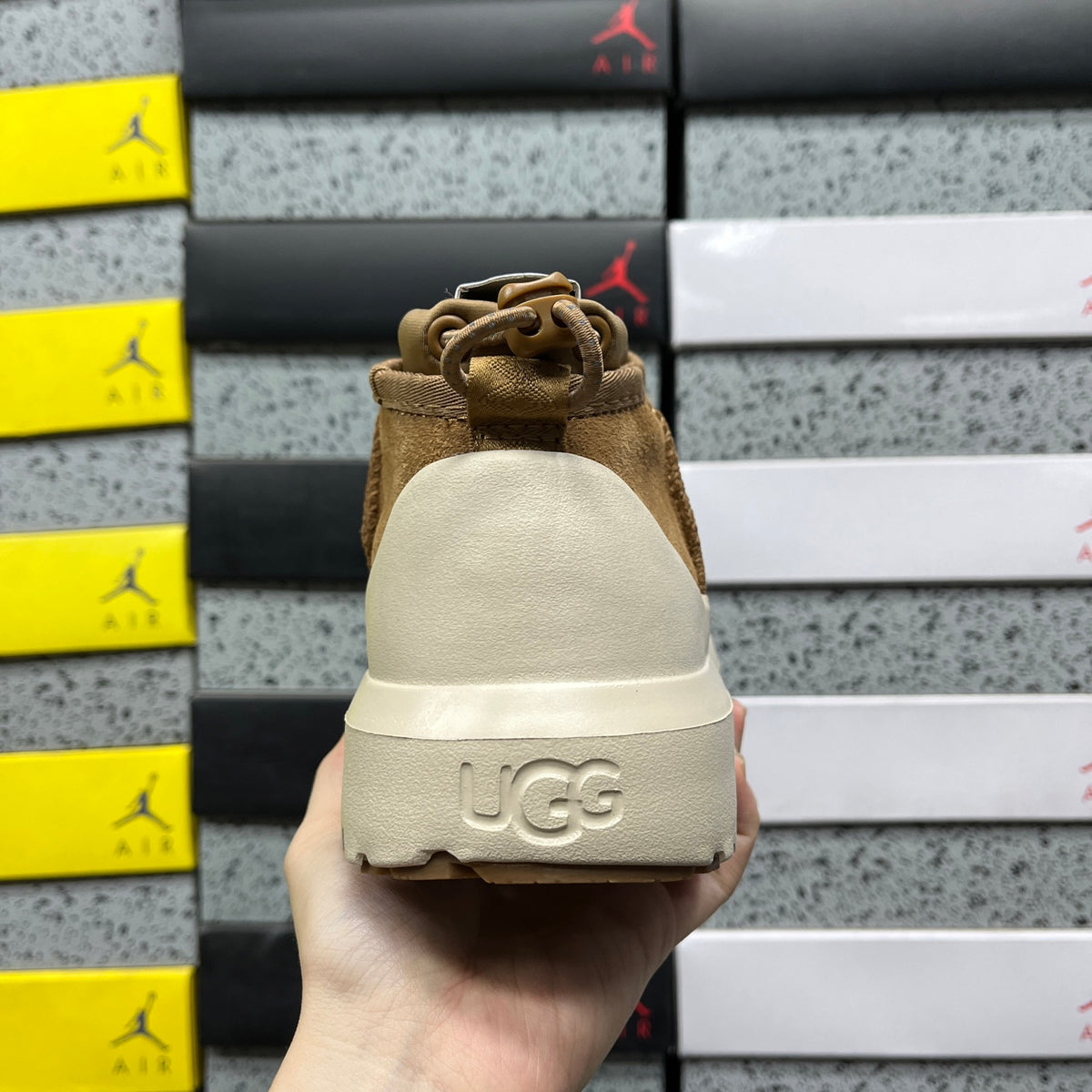 UGG Snow Boots – Classic Chestnut (Style #1114196) | Sizes 35–45