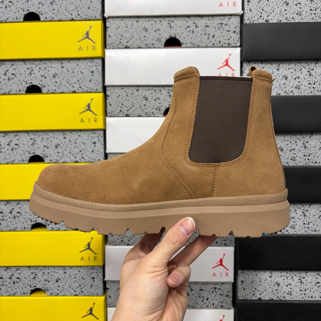 UGG Burleigh Chelsea Boot – Chestnut (Style #2050) | Sizes 39–44