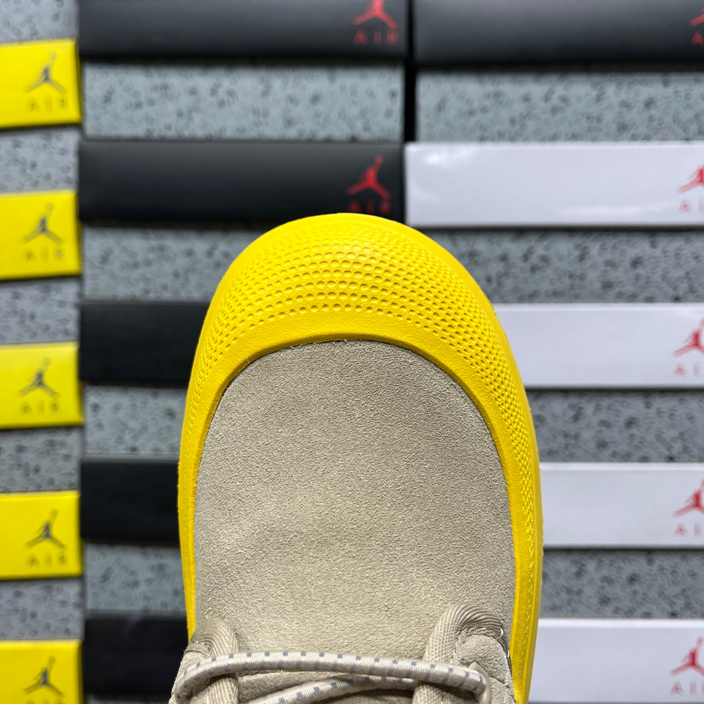 UGG Snow Boots – Classic Yellow (Style #1113991) | Sizes 35–45