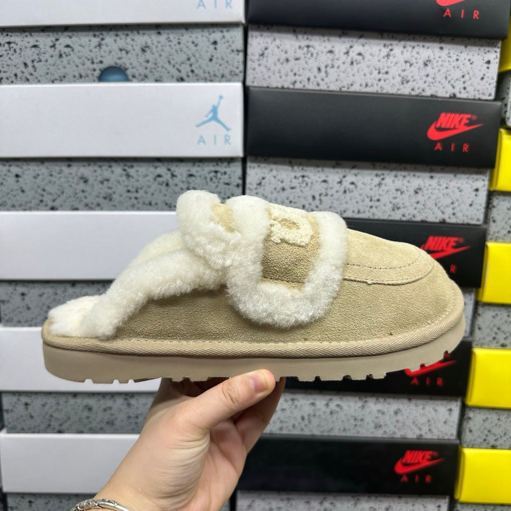 UGG Embroidered Half-Toe Slipper – Sand (Style #5095) | Sizes 35–40