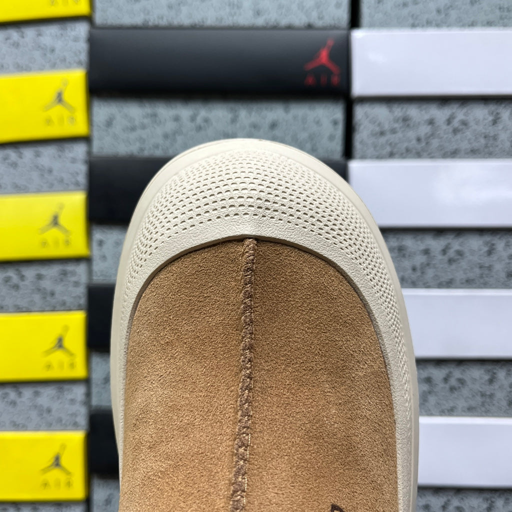 UGG Snow Boots – Chestnut (Style #1144096) | Sizes 35–45