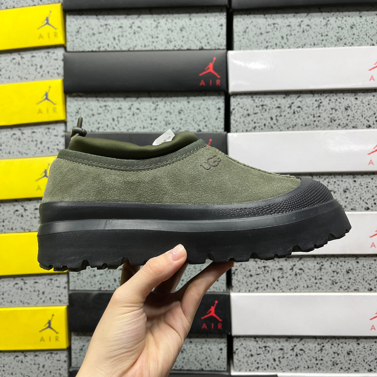 UGG Snow Boots – Green with Black Sole (Style #1144096) | Sizes 35–45