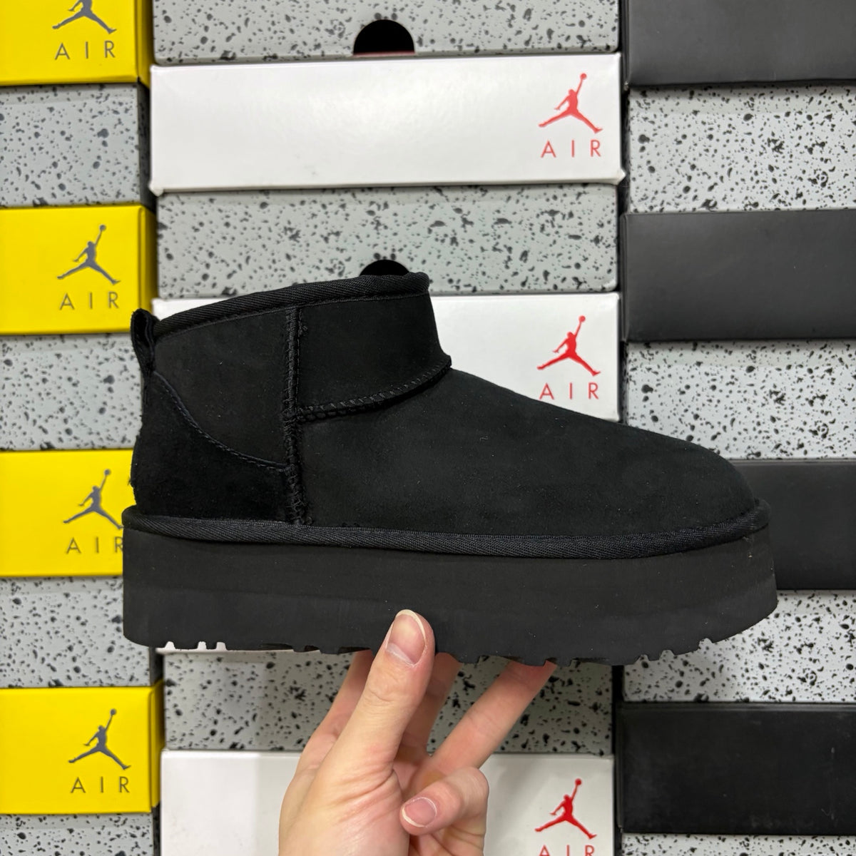 UGG Snow Boots – Black | 3cm Heel | Style #5092 | Sizes 35–40