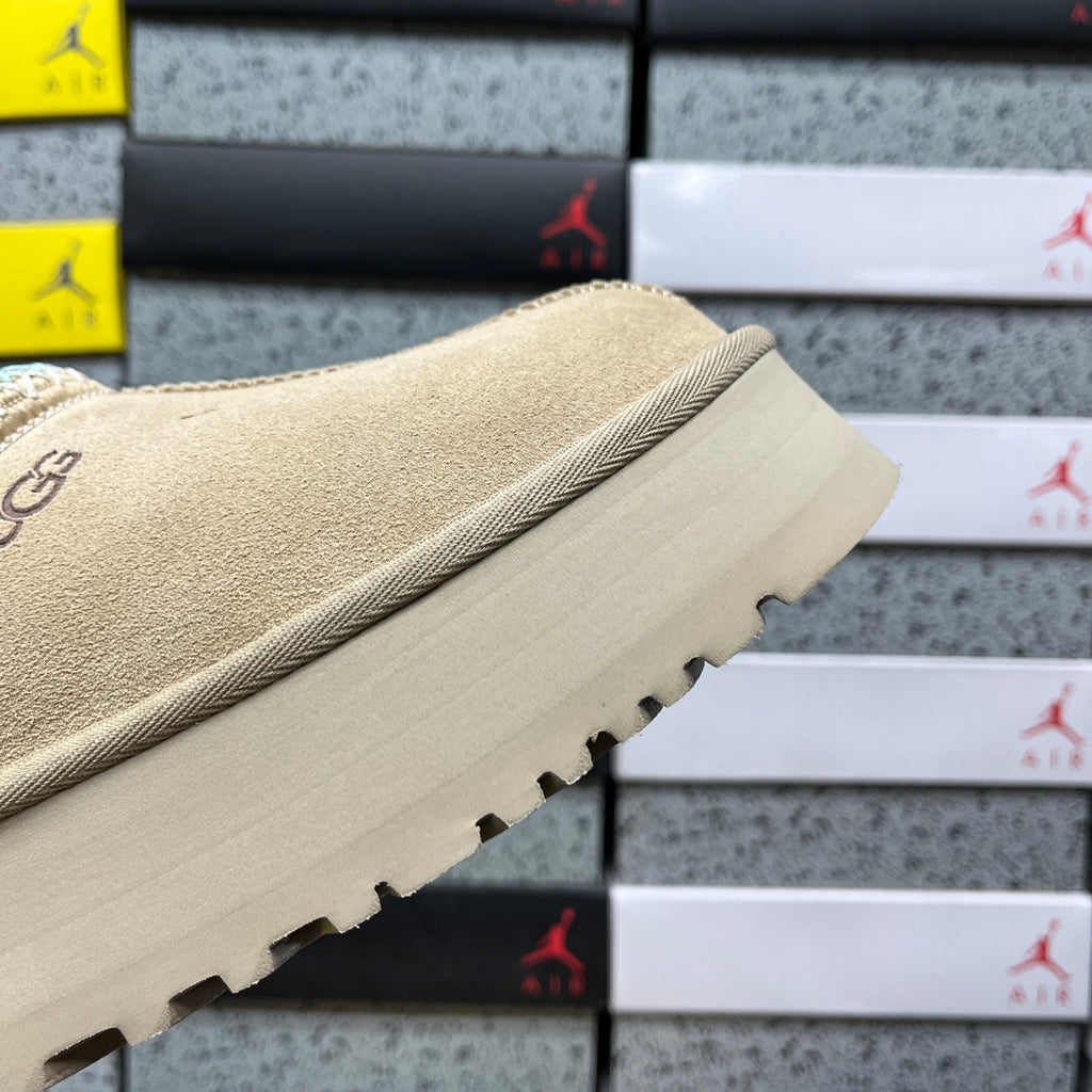 UGG Now Boots – Sand | Style #1122553 | Sizes 35–40