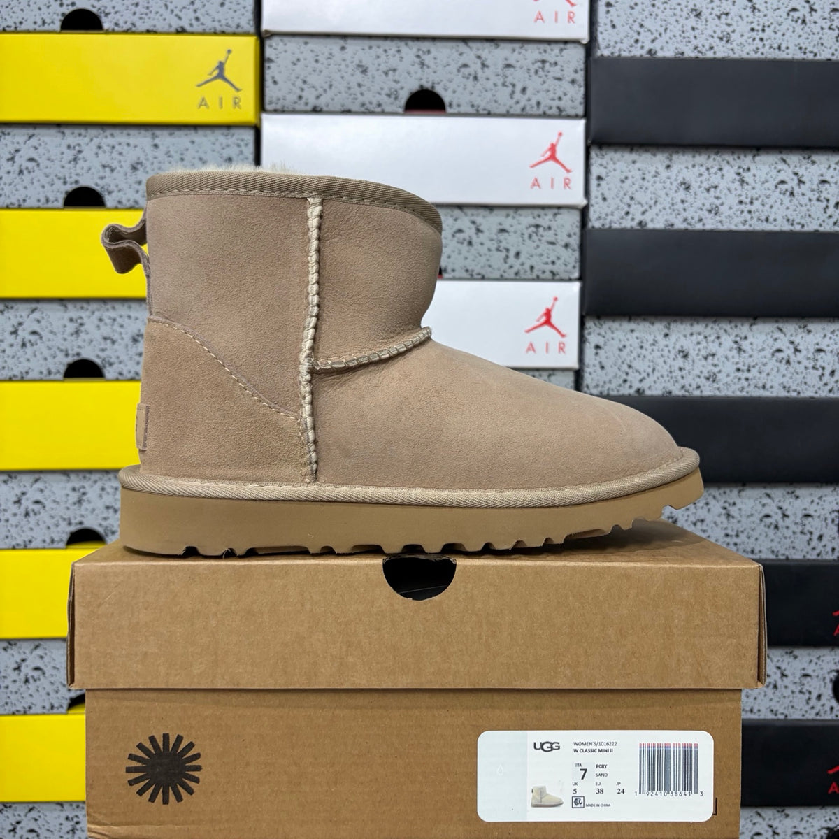 UGG Mid-Shaft Snow Boots – Sand | Classic Style #6222 | Sizes 35–44