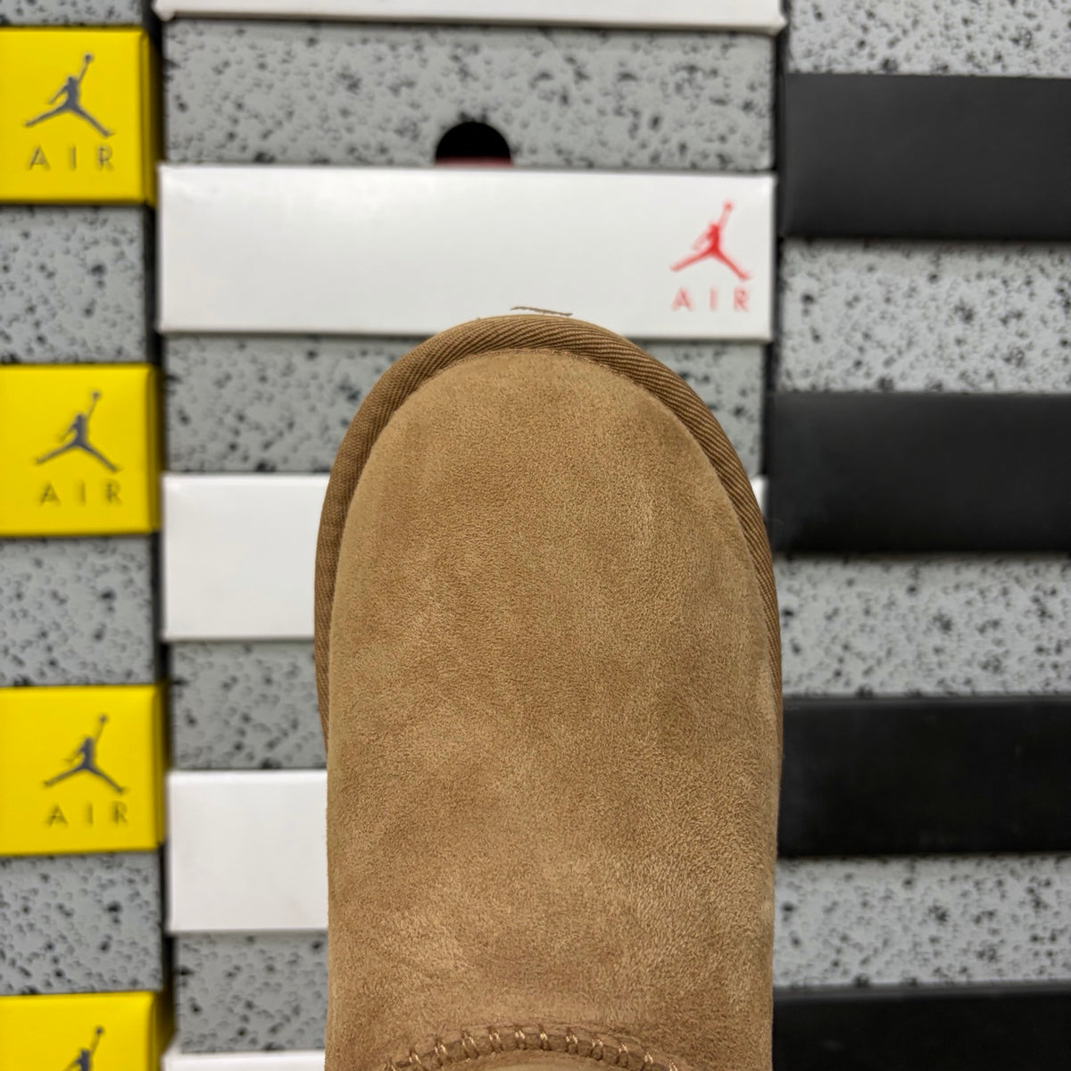 UGG Mid-Shaft Snow Boots – Chestnut | Wood Buckle | Style #6422 | Sizes 35–40