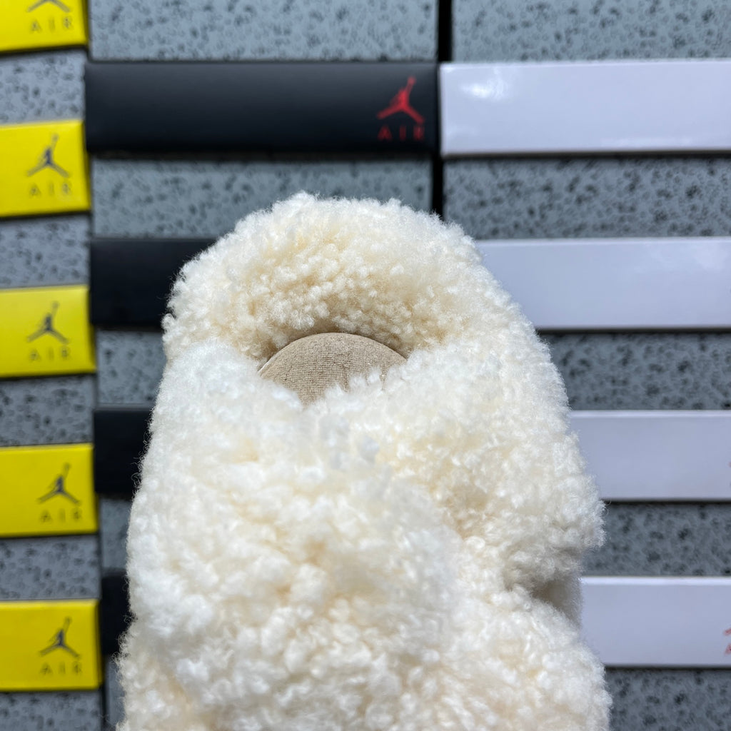 UGG Snow Boots – Beige (Style #1191135) | Sizes 35–40