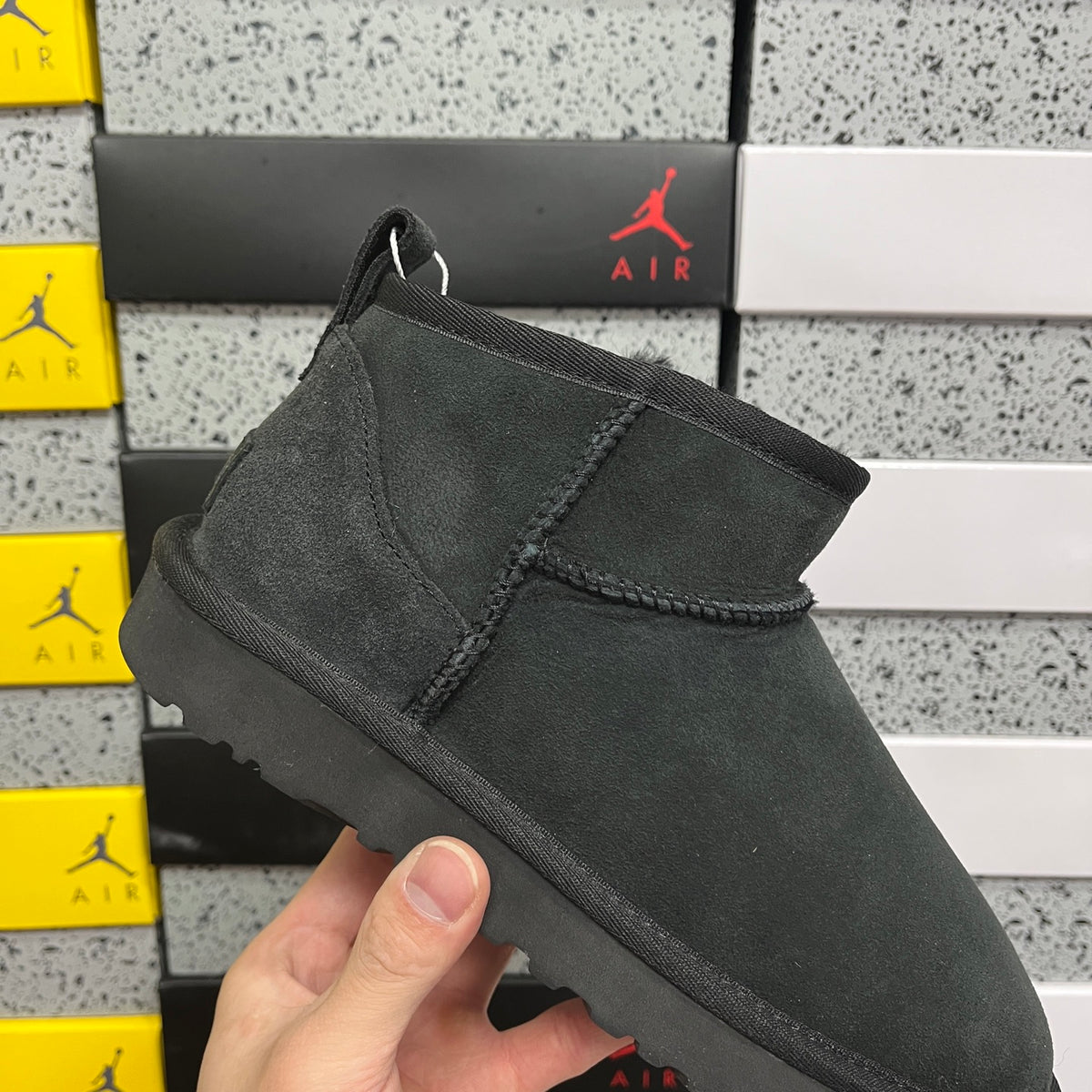 UGG Classic Mini II Boot – Black (Style #W1116109) | Sizes 35–44