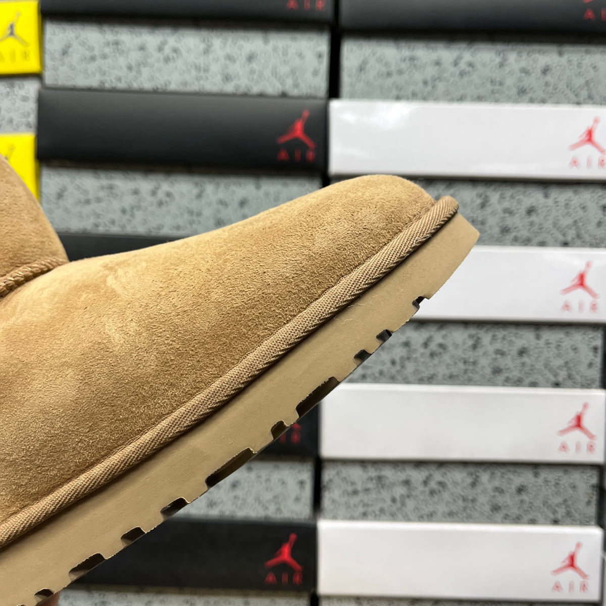 UGG Snow Boots – Classic Chestnut (Style #1016422) | Sizes 35–40