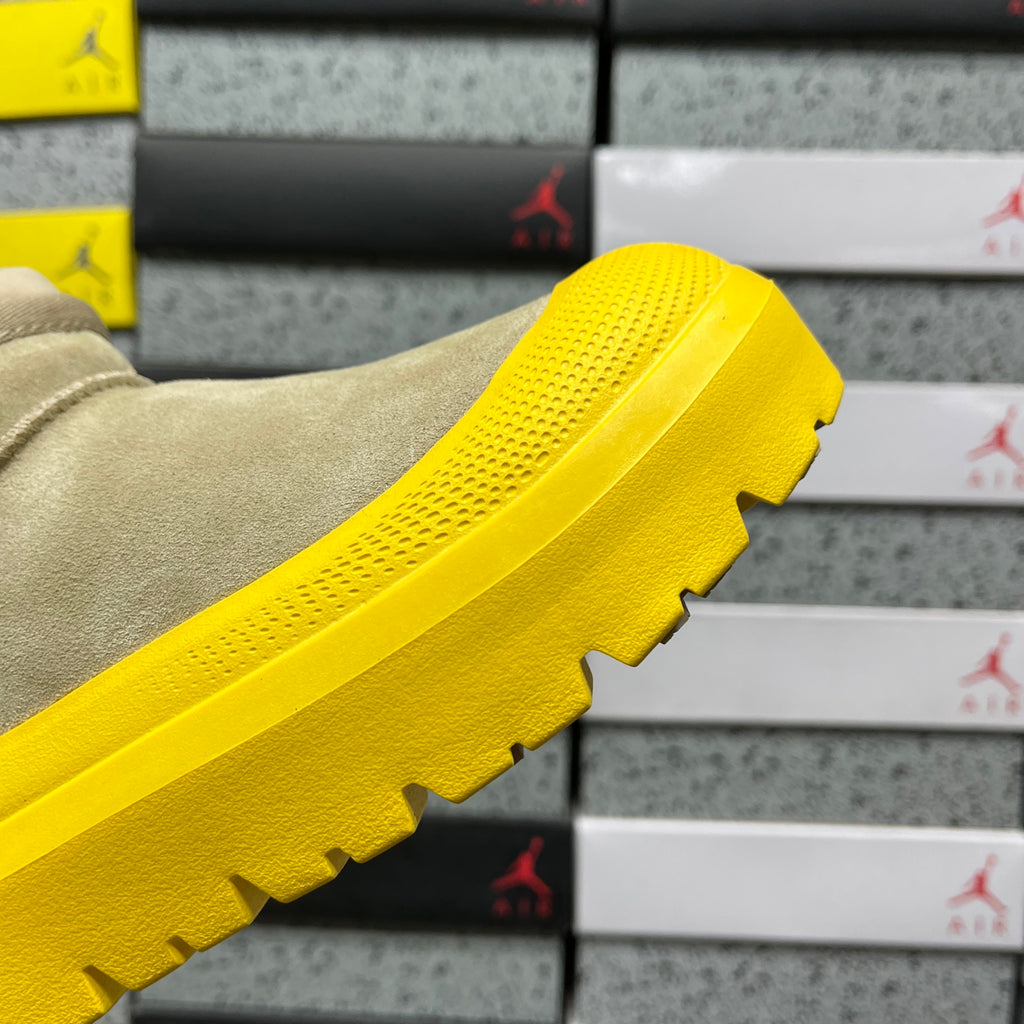 UGG Snow Boots – Classic Yellow (Style #1114196) | Sizes 35–45