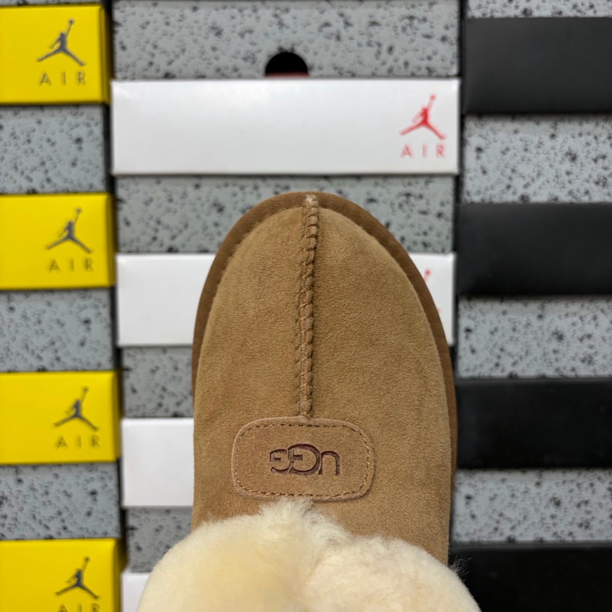 UGG Tazz Platform Slipper – Chestnut (Style #4810-3) | Sizes 35–40