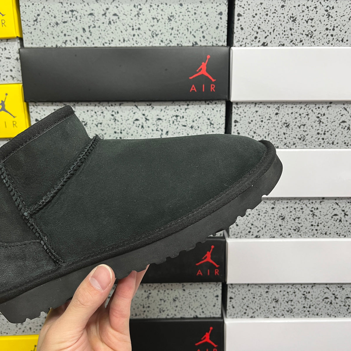 UGG Classic Mini II Boot – Black (Style #W1116109) | Sizes 35–44