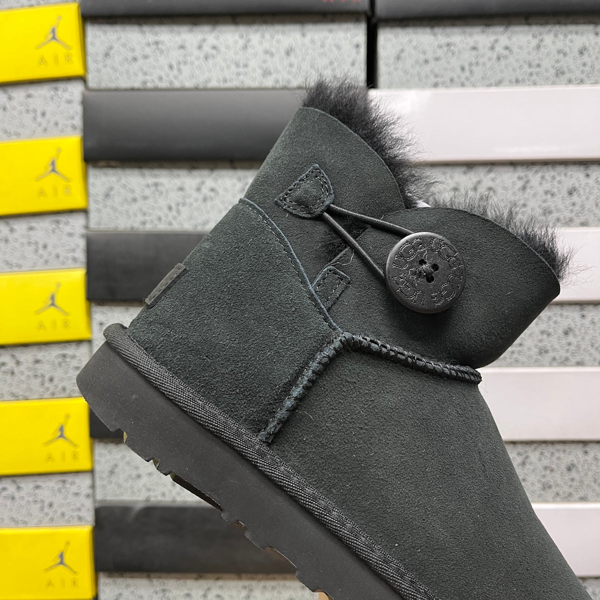 UGG Snow Boots – Classic Black (Style #1016422) | Sizes 35–40
