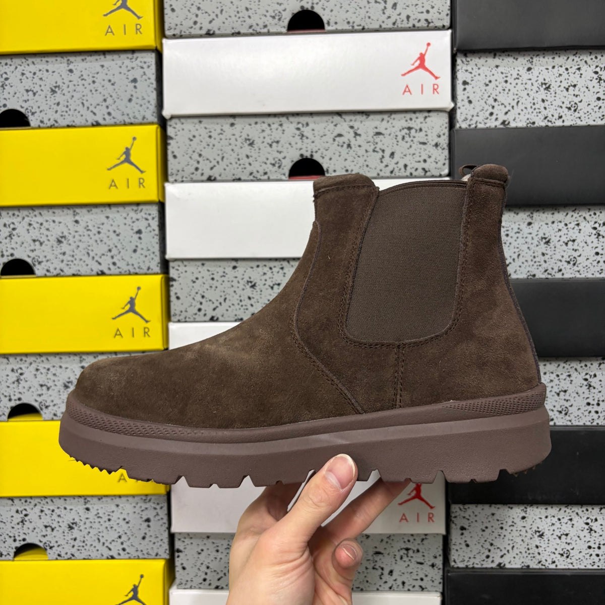 UGG Burleigh Chelsea Boot – Chocolate (Style #2050) | Sizes 39–44