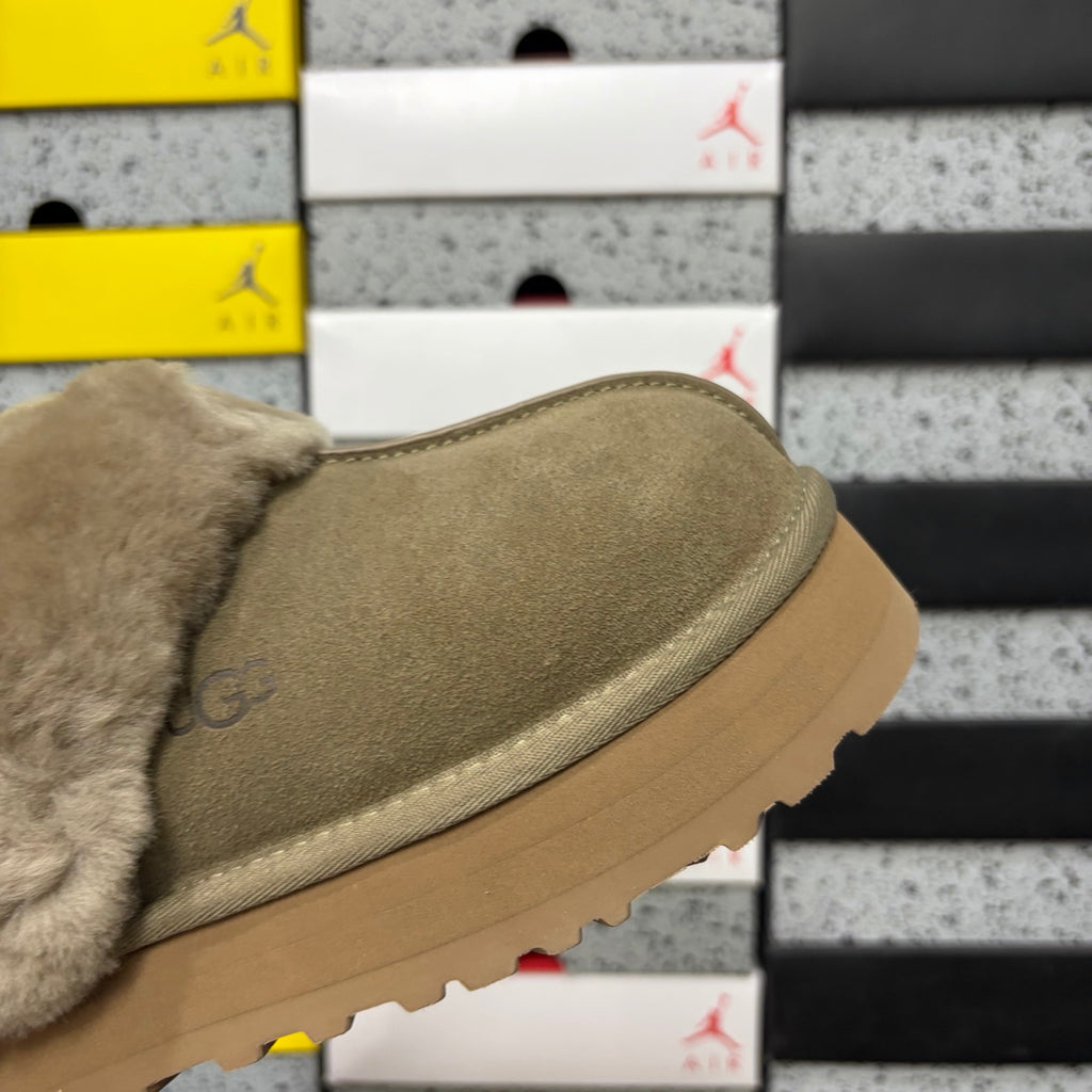 UGG Snow Boots – Antelope Brown Star Slide | 3cm Heel | Style #2550 | Sizes 35–40
