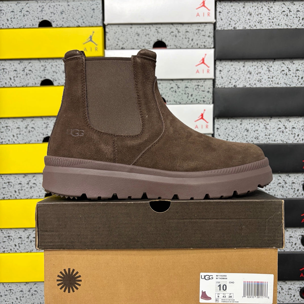 UGG Burleigh Chelsea Boot – Chocolate (Style #2050) | Sizes 39–44