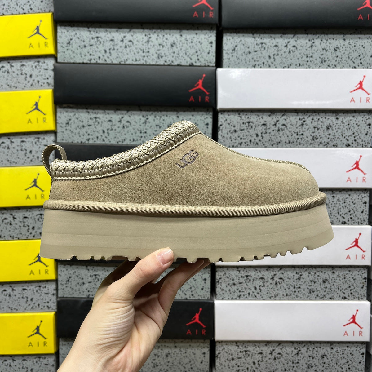 UGG Snow Boots – Mustard Seed (Style #1122553) | Sizes 35–41