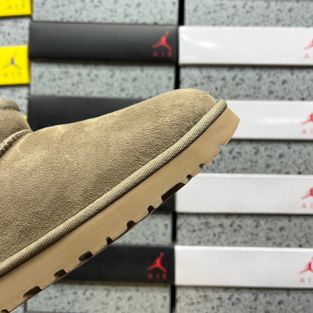 UGG Snow Boots – Antelope Brown (Style #1116109) | Sizes 35–40