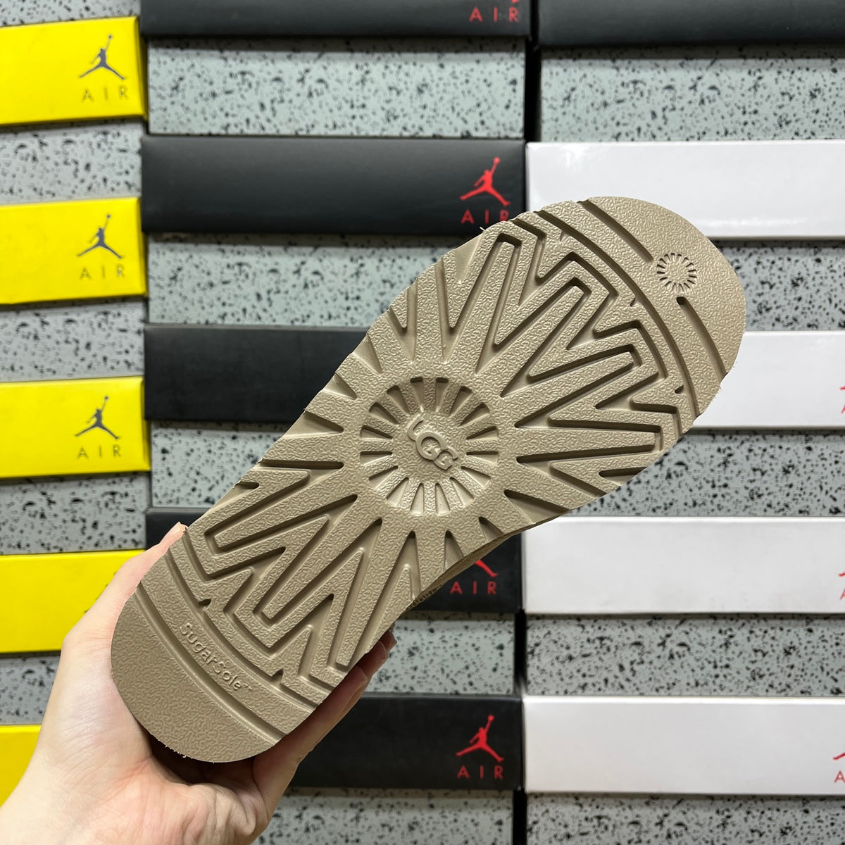 UGG Snow Boots – Canola with 5cm Heel (Style #1135092) | Sizes 35–40