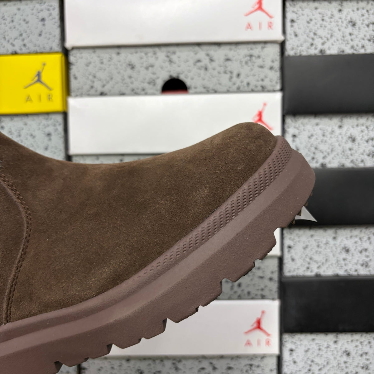 UGG Burleigh Chelsea Boot – Chocolate (Style #2050) | Sizes 39–44