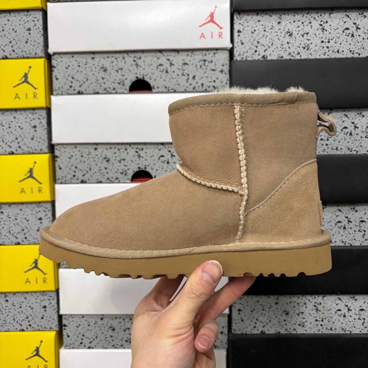 UGG Mid-Shaft Snow Boots – Sand | Classic Style #6222 | Sizes 35–44