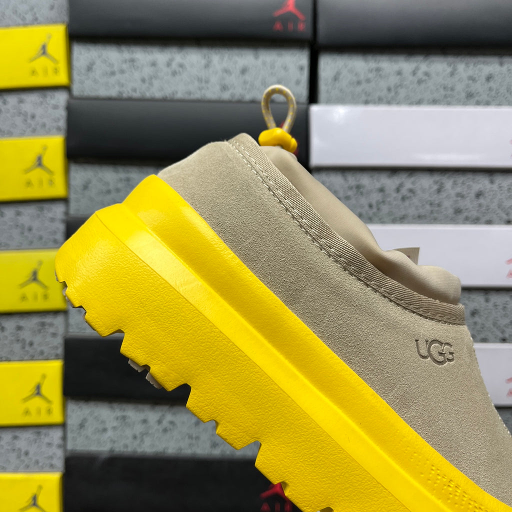 UGG Snow Boots – Yellow (Style #1144096) | Sizes 35–45