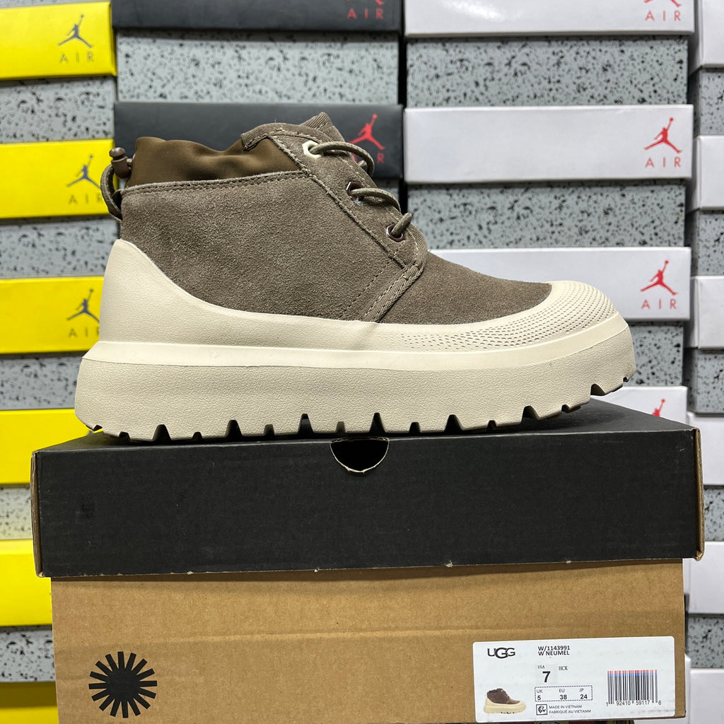 UGG Snow Boots – Walnut White | Style #113991 | Sizes 35–45