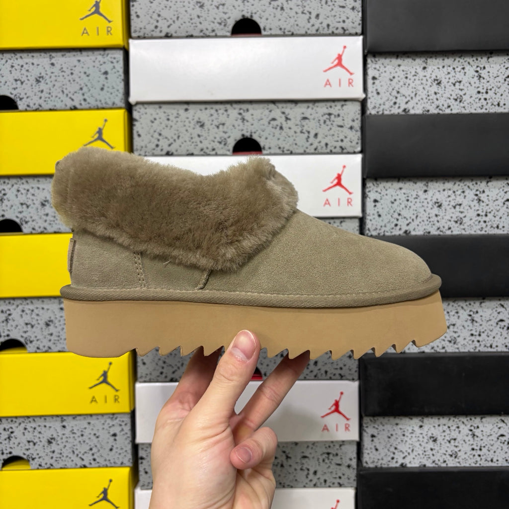UGG Classic Festive Platform Boot – Brown (Style #W1166733) | Sizes 35–40