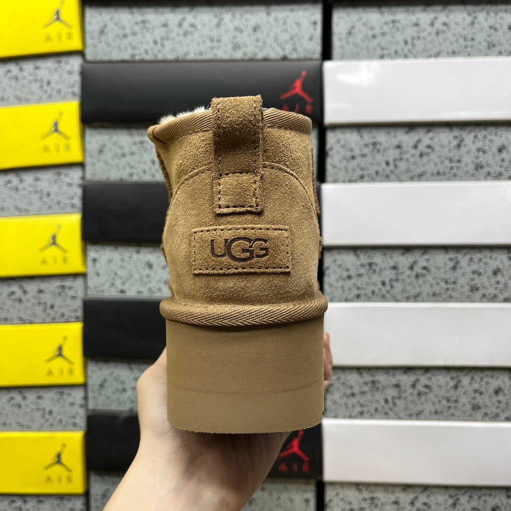 UGG Snow Boots – Chestnut with 5cm Heel (Style #1135092) | Sizes 35–40
