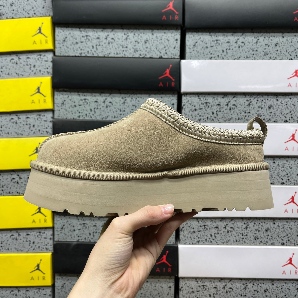 UGG Snow Boots – Mustard Seed (Style #1122553) | Sizes 35–41