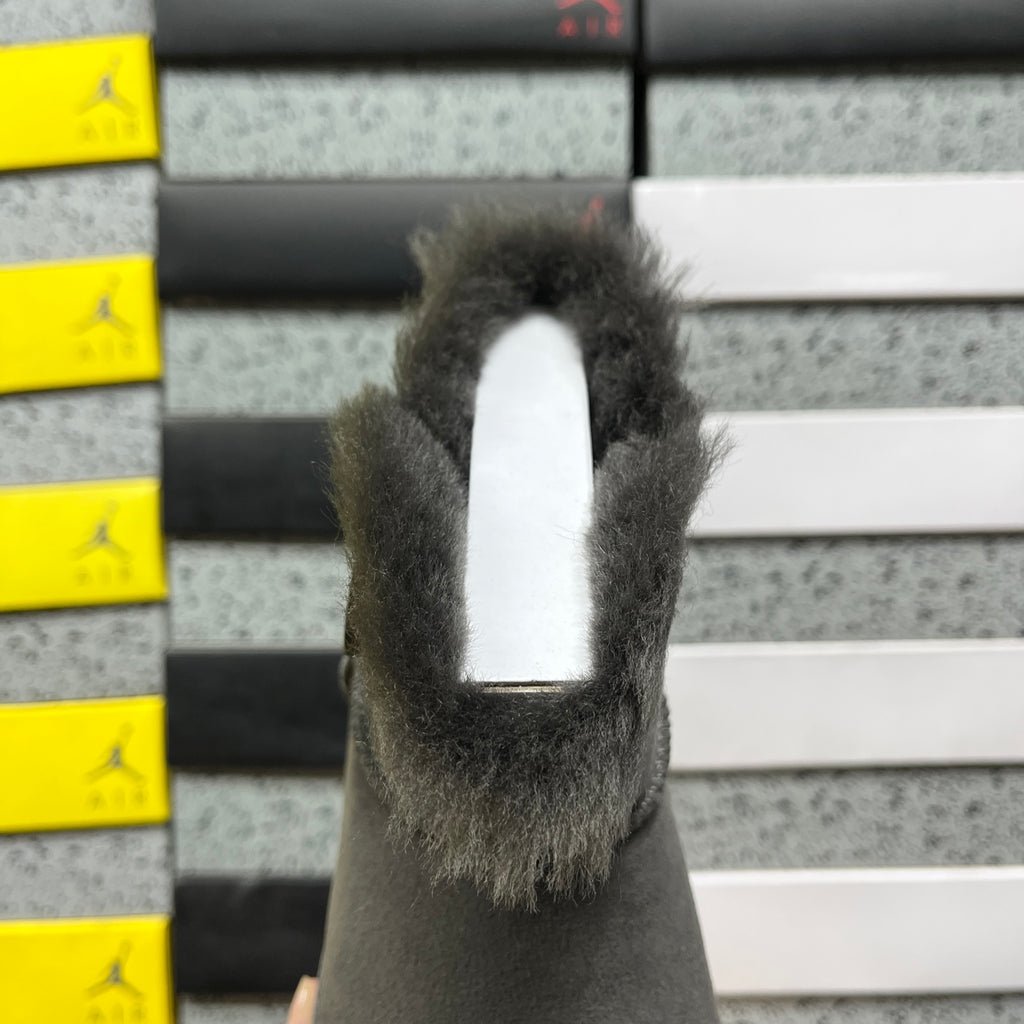 UGG Snow Boots – Classic Grey (Style #1016422) | Sizes 35–40