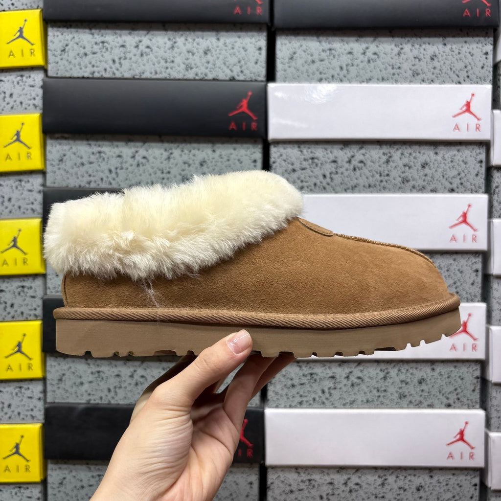 UGG Snow Boots – Chestnut Lightweight (Style #1134810) | Sizes 35–40