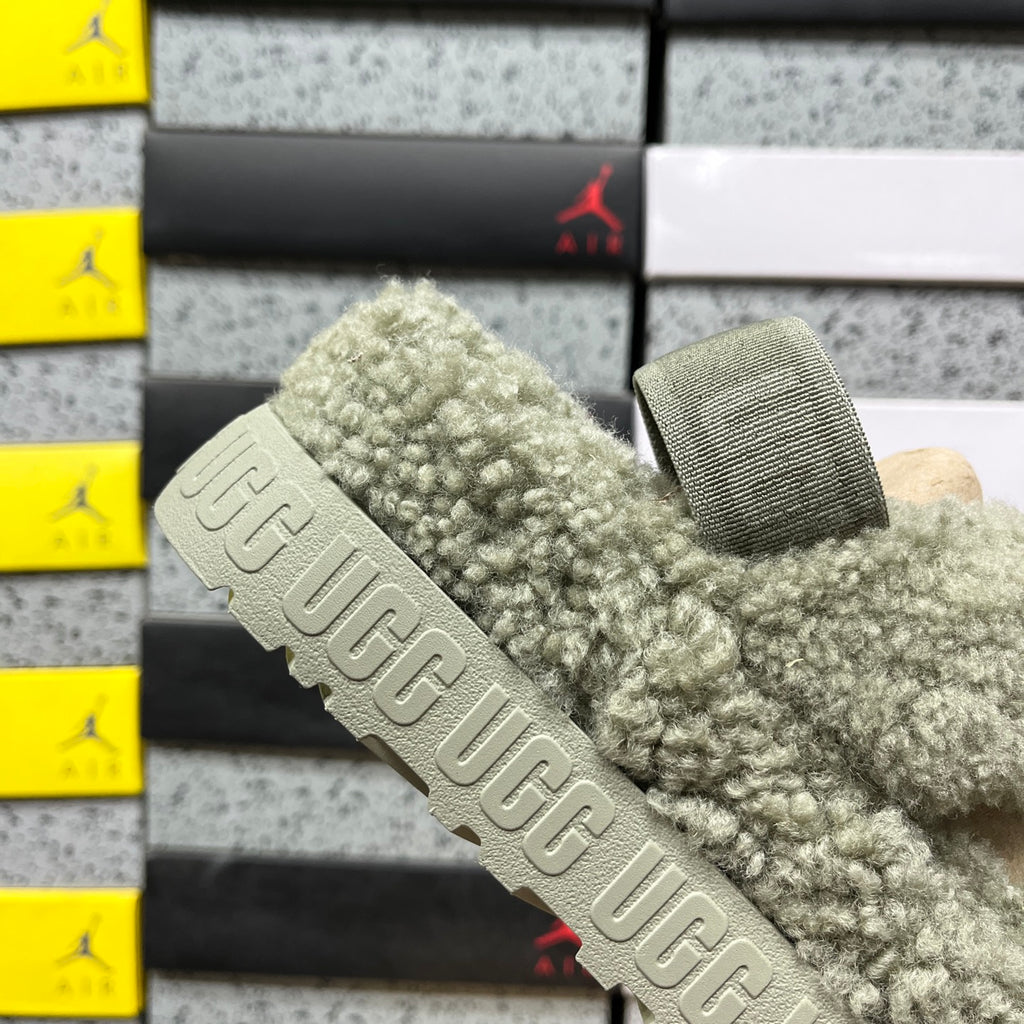 UGG Snow Boots – Green (Style #1191135) | Sizes 35–40