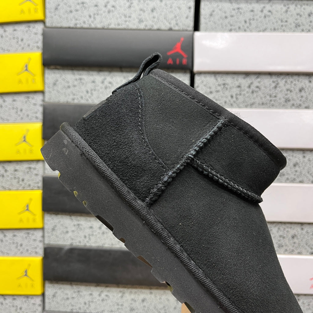 UGG Snow Boots – Classic Black (Style #1116109) | Sizes 35–40