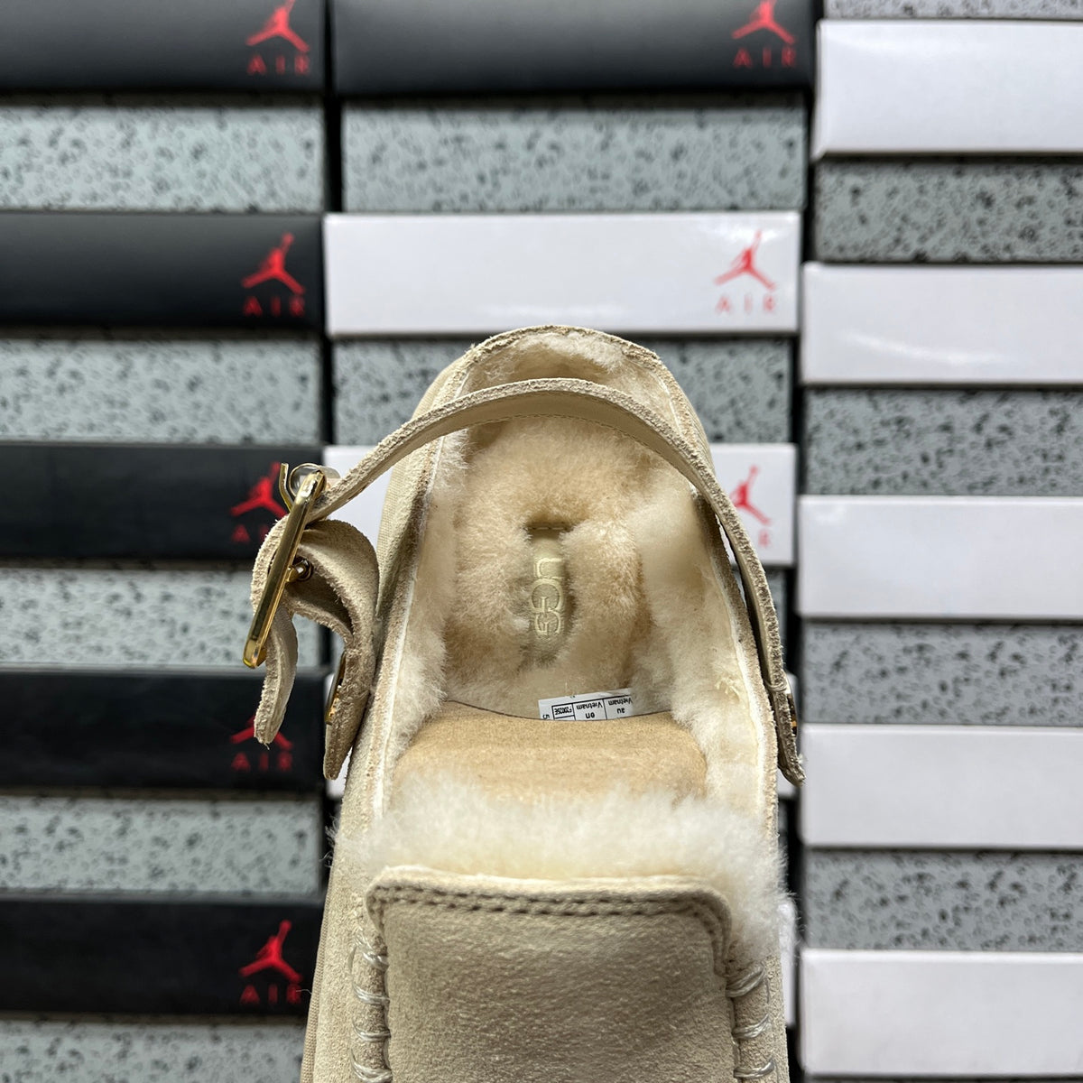 UGG Snow Boots – Canola (Style #1180251) | Sizes 35–40