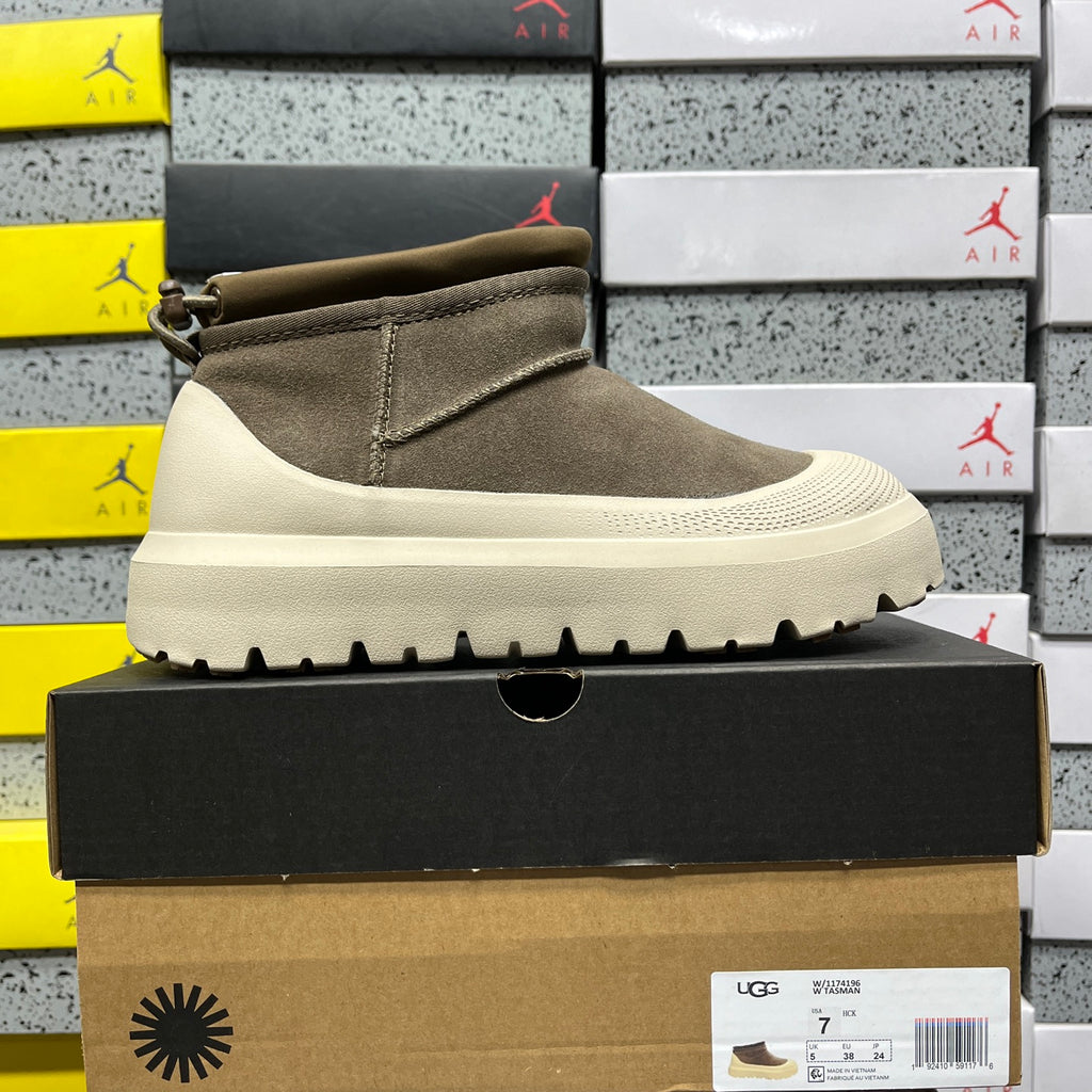 UGG Snow Boots – Classic Green (Style #1114196) | Sizes 35–45