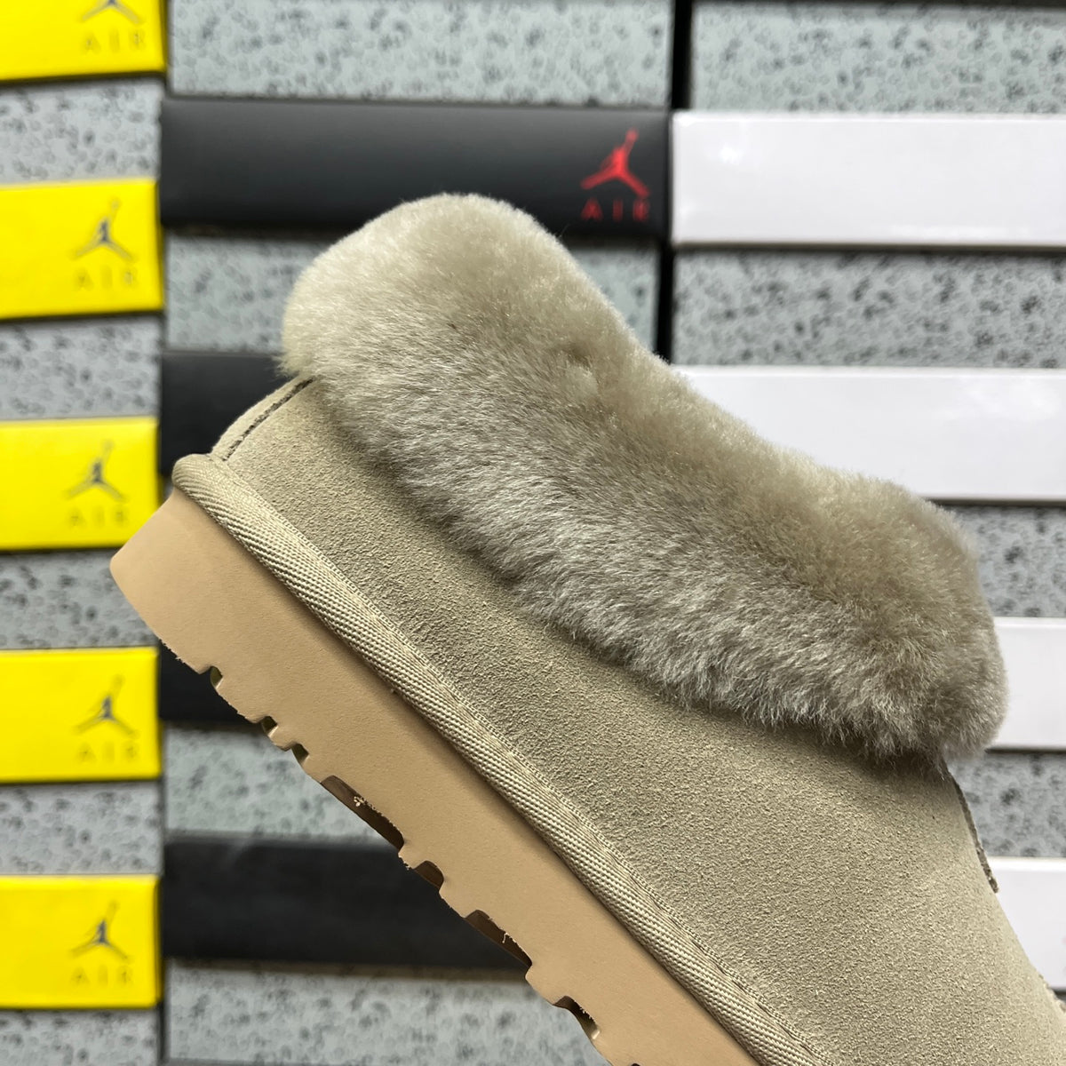 UGG Snow Boots – Antelope Brown Lightweight (Style #1134810) | Sizes 35–40