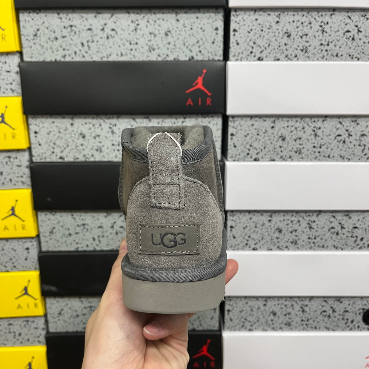 UGG Classic Mini II Boot – Grey (Style #W1116109) | Sizes 35–44