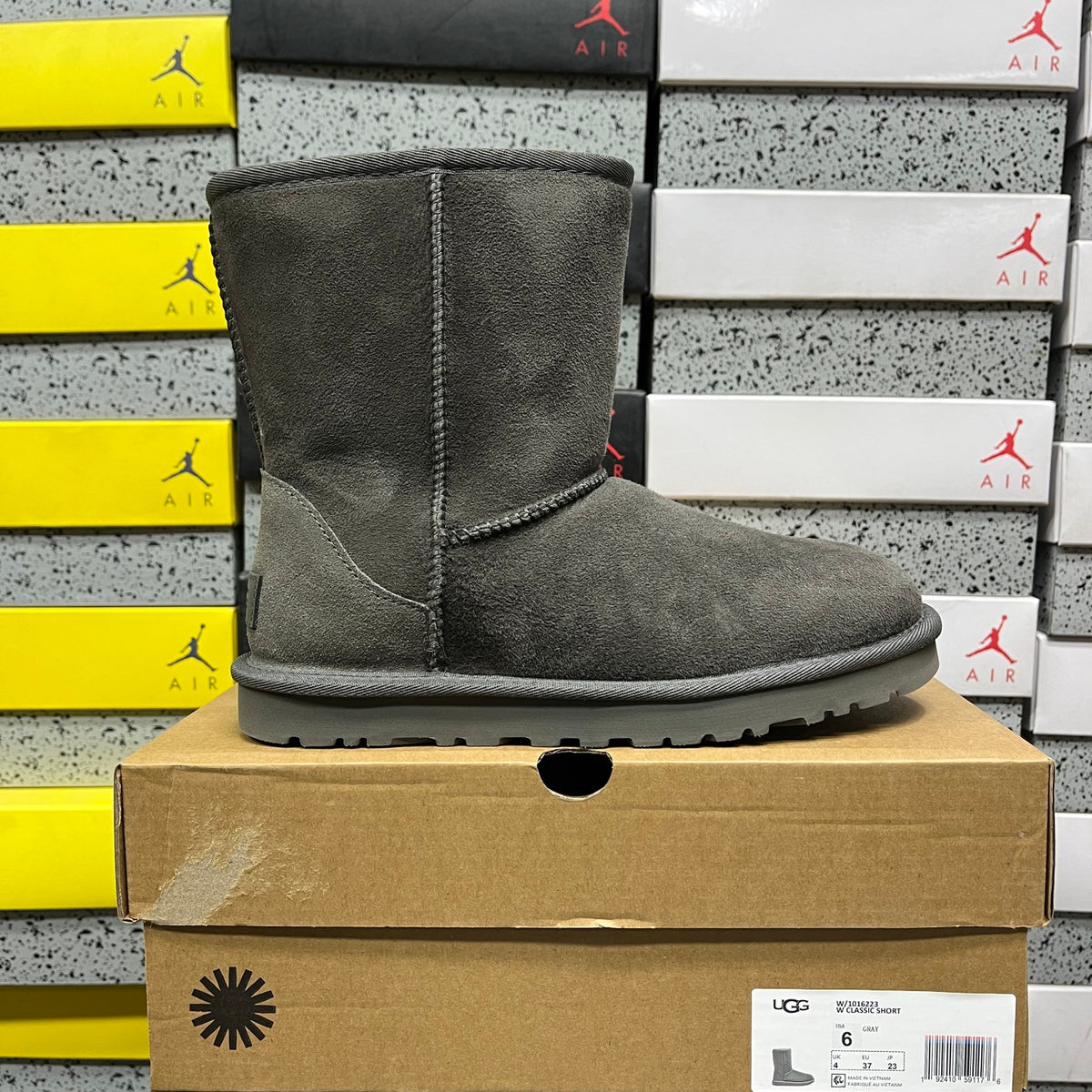 UGG Snow Boots – Classic Grey (Style #1016223) | Sizes 35–40