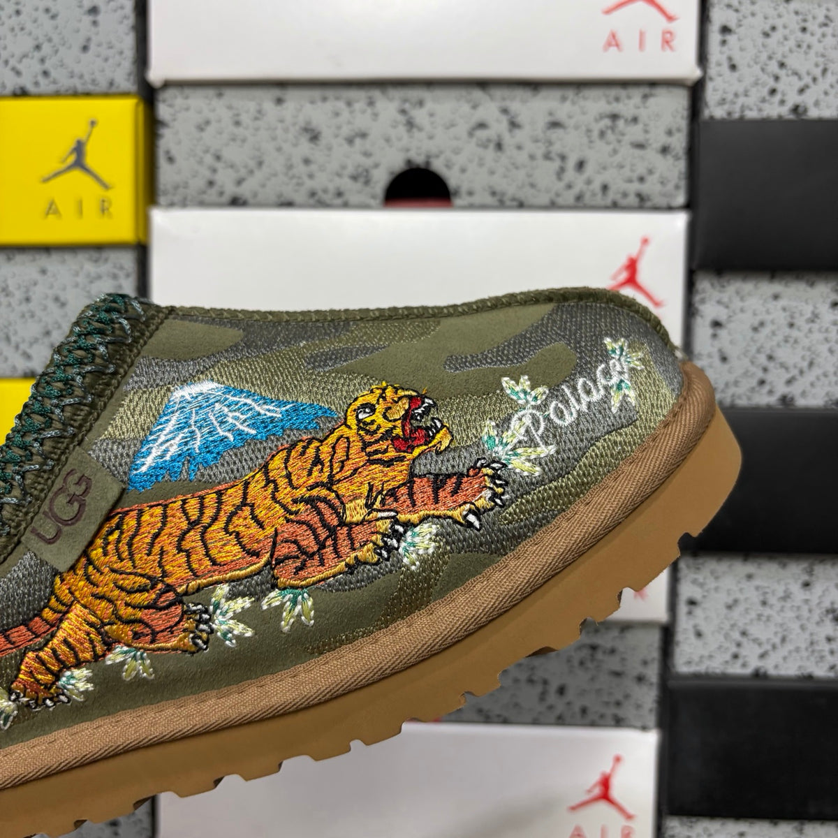 UGG Dragon & Tiger Embroidered Mini Boot – Green (Style #2553) | Sizes 36–45