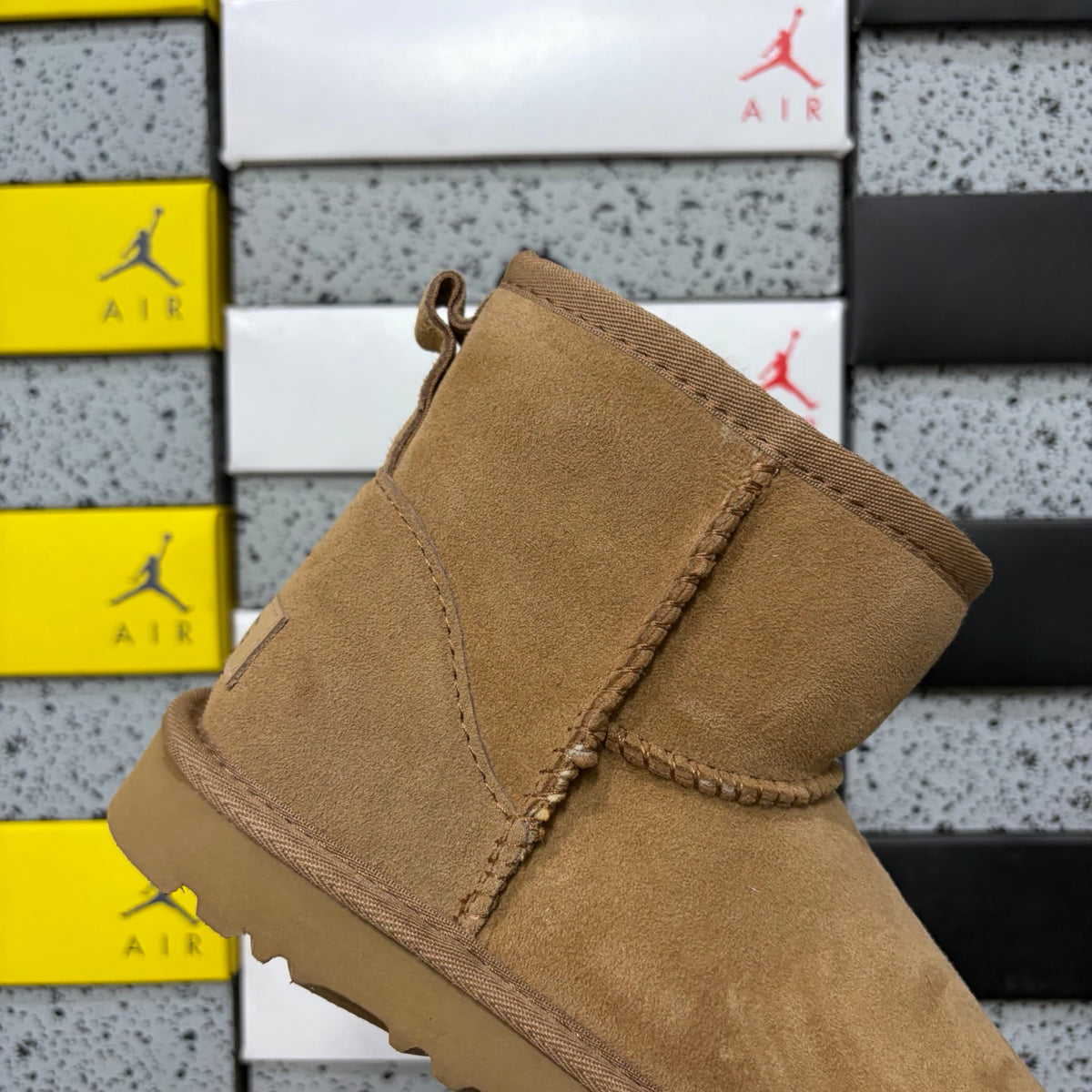 UGG Mid-Shaft Snow Boots – Chestnut | Classic Style #6222 | Sizes 35–44