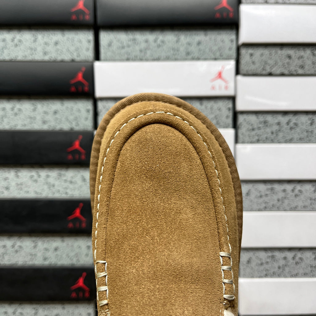 UGG Snow Boots – Chestnut (Style #1180251) | Sizes 35–40