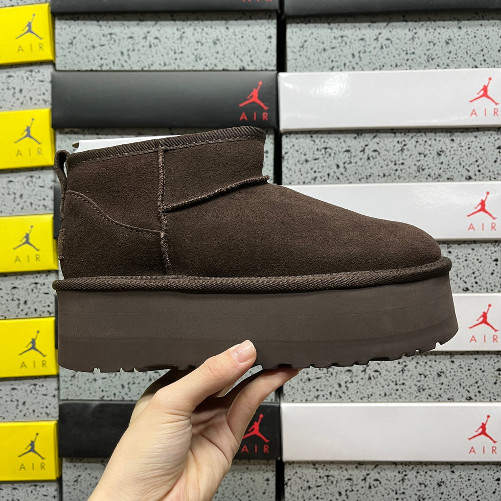 UGG Snow Boots – Chocolate with 5cm Heel (Style #1135092) | Sizes 35–40
