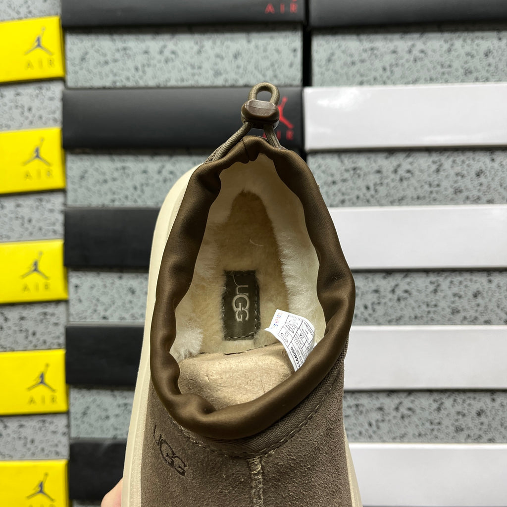 UGG Snow Boots – Walnut with White Sole (Style #1144096) | Sizes 35–45