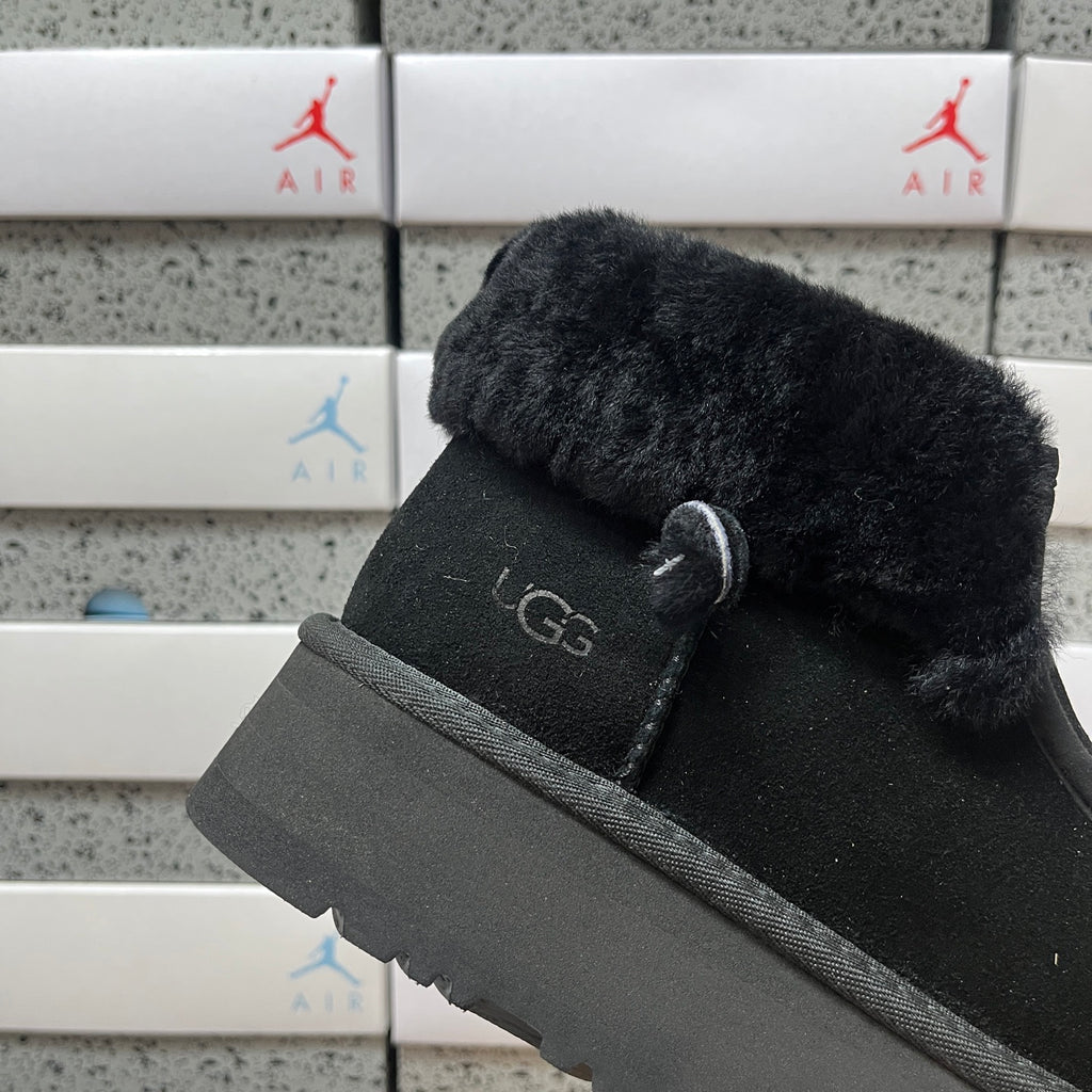 UGG Funkette Boot – Black (Style #2551) | Sizes 35–40