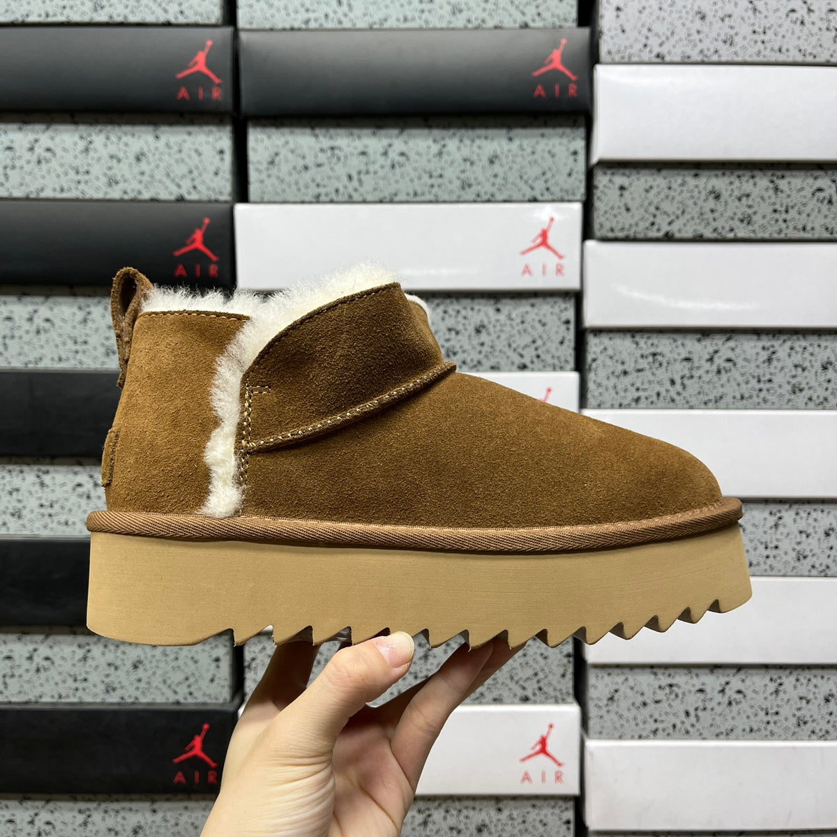 UGG Ayana Boot – Chestnut (Style #1184115) | 5cm Platform | Sizes 35–40