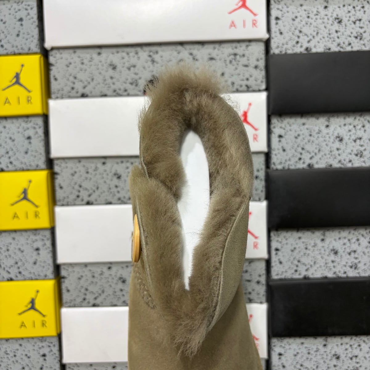UGG Mid-Shaft Snow Boots – Antelope Brown | Wood Buckle | Style #6422 | Sizes 35–40