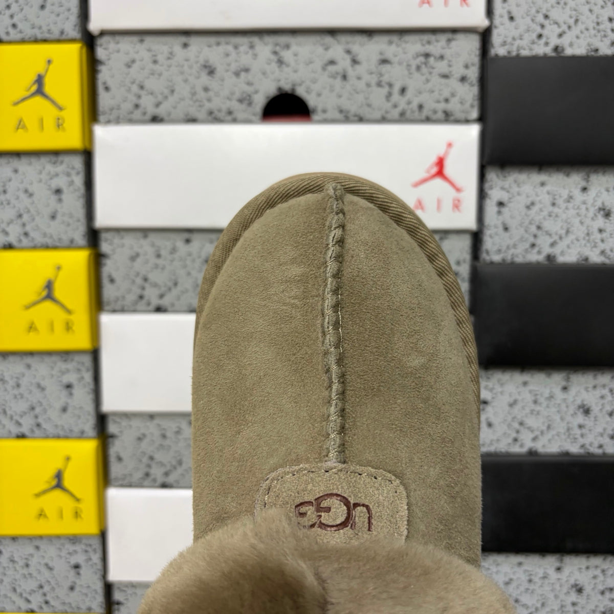 UGG Tazz Platform Slipper – Antelope Brown (Style #4810-3) | Sizes 35–40