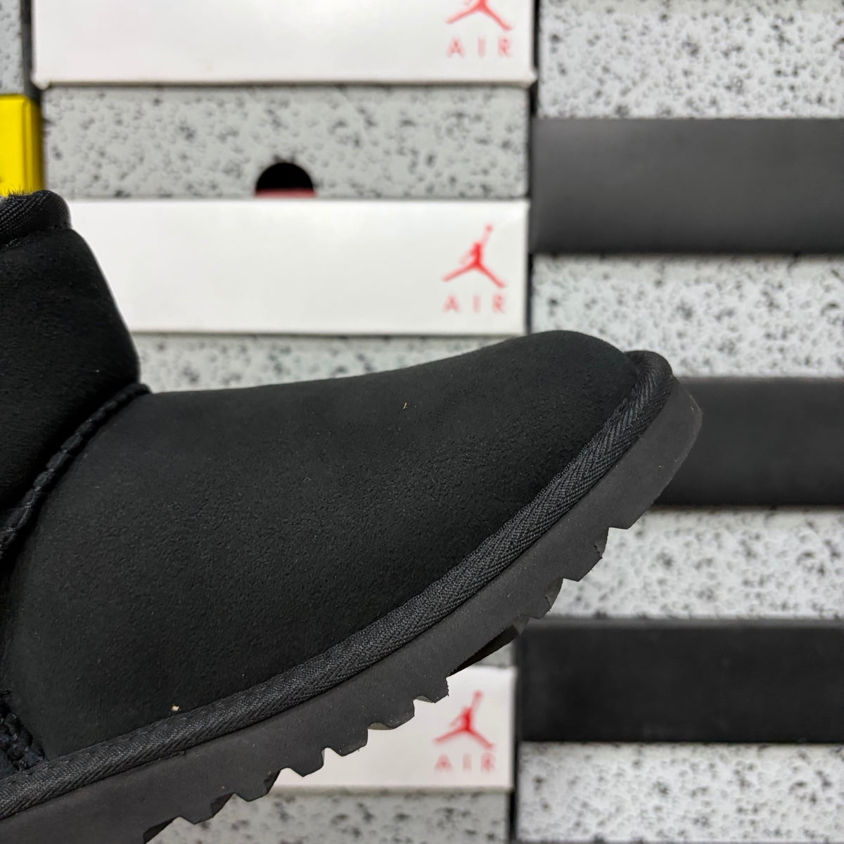 UGG Mini Boot – Black (Style #6109) | Sizes 35–44